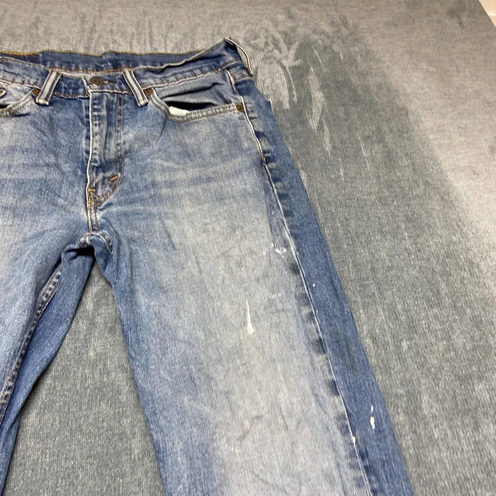Levi's 514 Jeans Men 30x32 Blue Denim Light Wash Everyday Wear Straight Fit Cozy